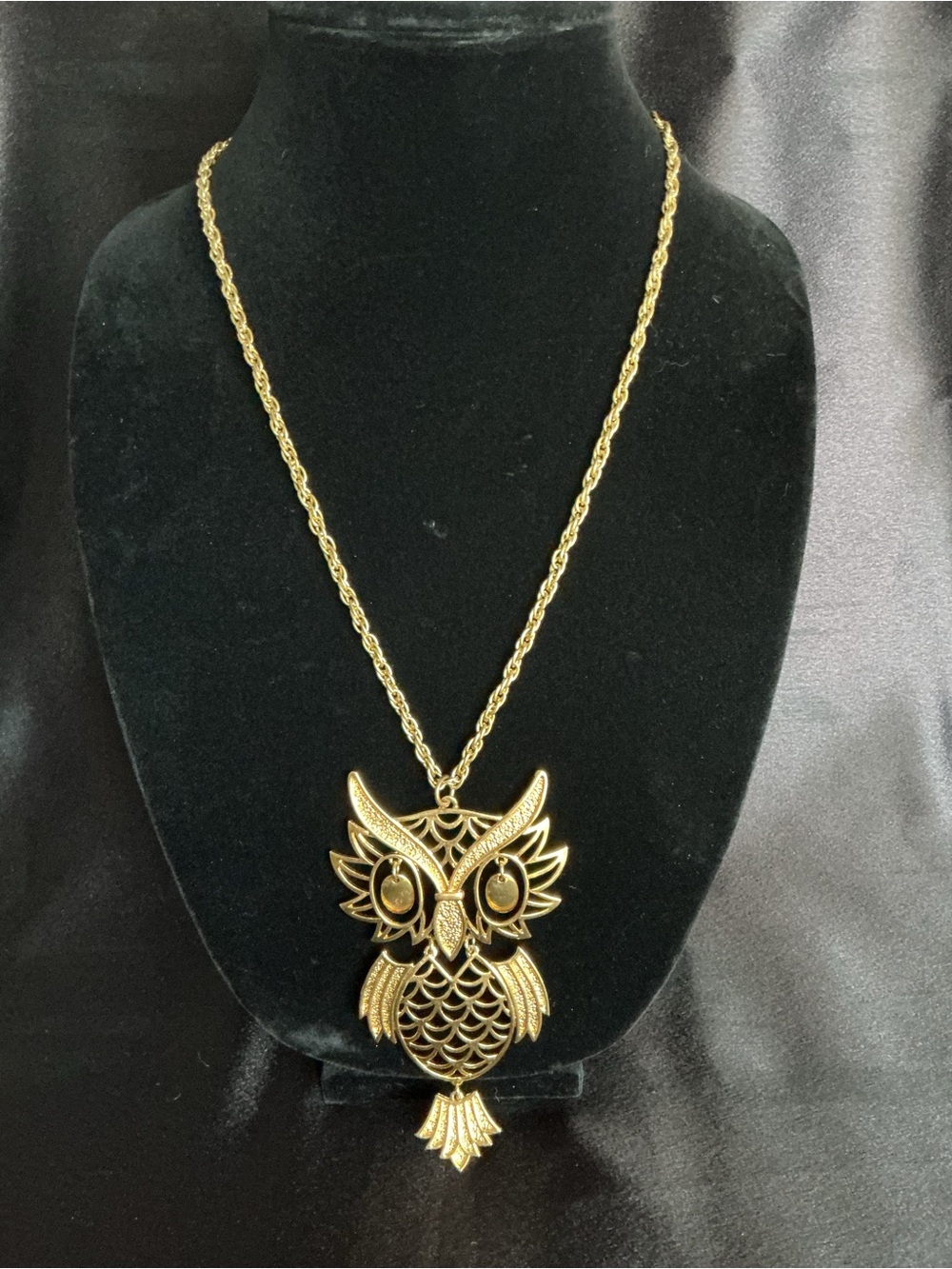 Vintage Gold Owl Pendant Necklace -